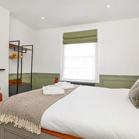 Aldwark View With Free Parking דירה