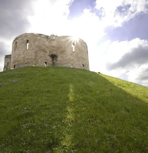 דירה Aldwark View With Free Parking יורק