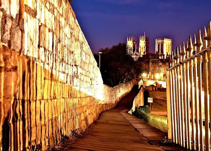 Aldwark View With Free Parking * York